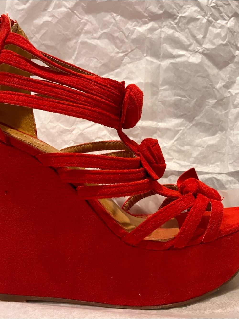 Anna Red Suede Platform Sandal Wedges W/ Rose Detailing Size 8